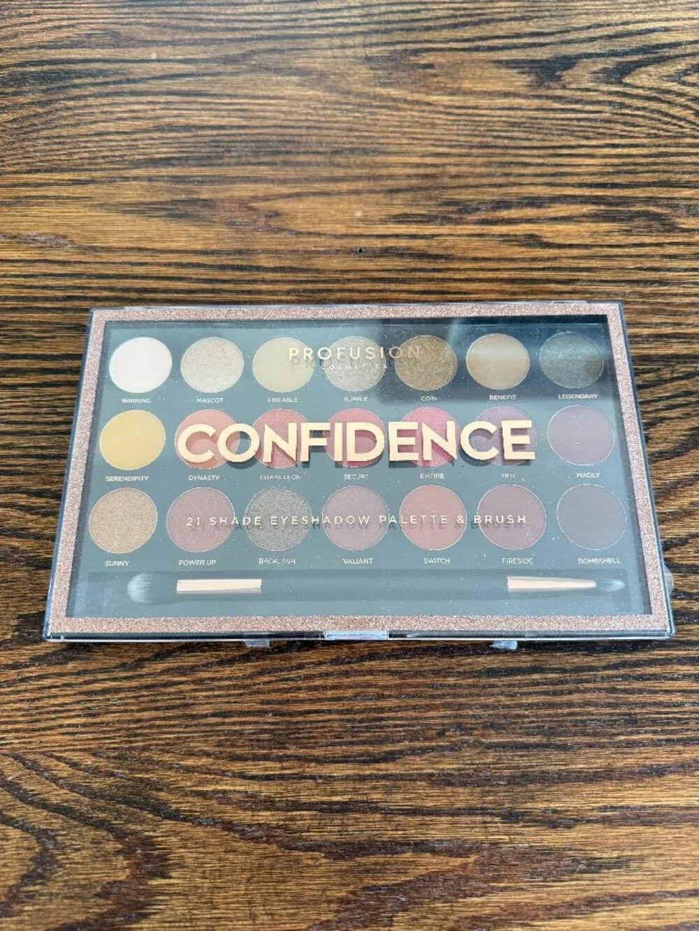 Profusion Cosmetics Confidence 21 Shade Eyeshadow Palette